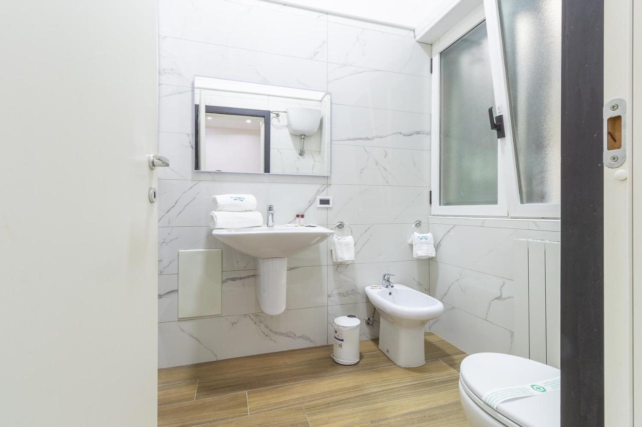 da ARMIDA VIP Flat Nápoles Exterior foto